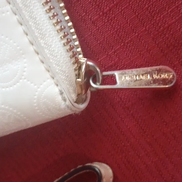Michael Kors White Mk Logo Zipper Wallet Clutch with Gold Accents - Picture 8 of 12